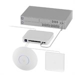 Ubiquiti 8-port Layer 3 Switch with POE+ and POE++ Output